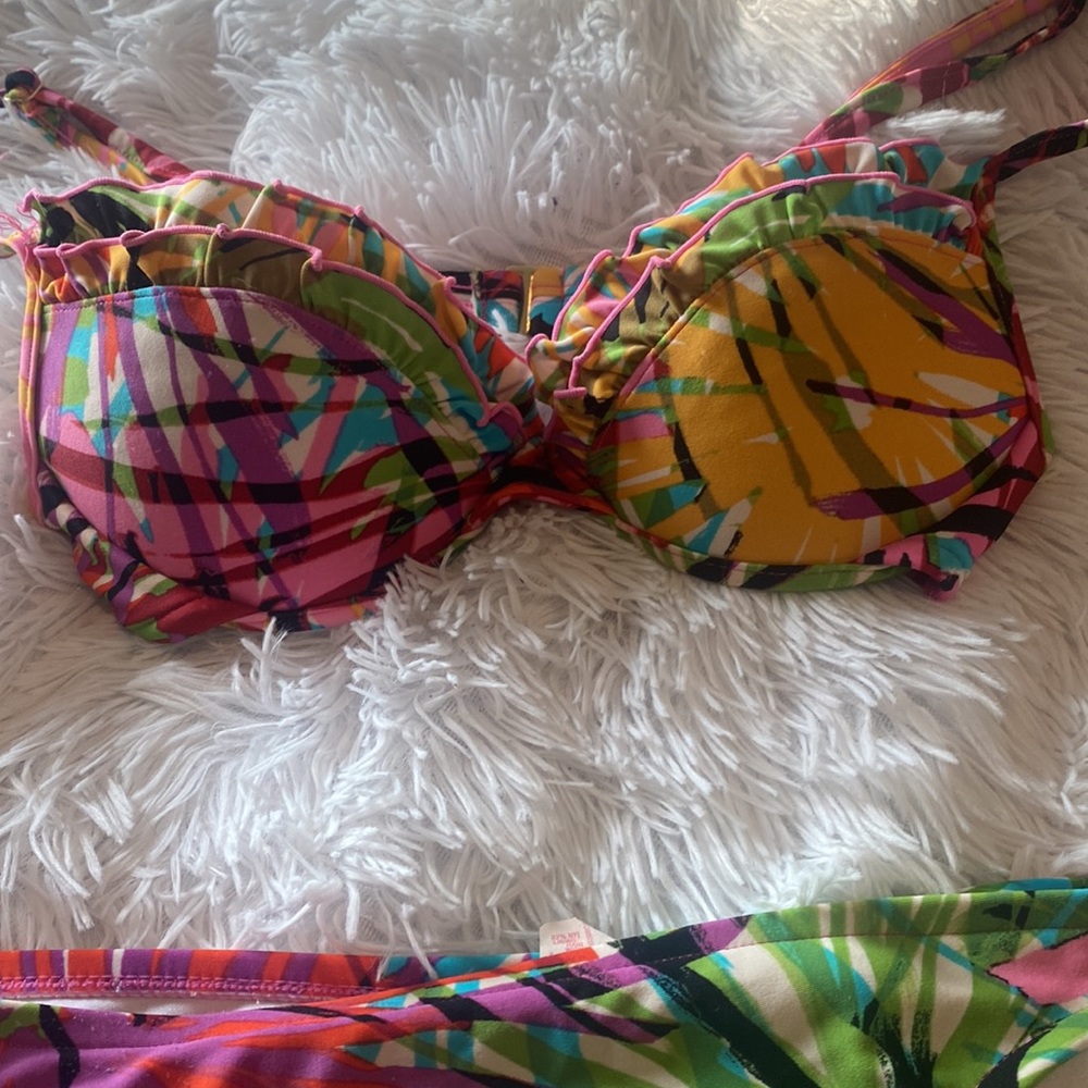 Bikini set - Picture 3 of 9